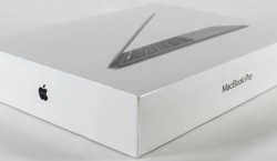  Apple Macbook Pro 13.3" Touchbar i7 8GB 256GB SSD Z0W40LL/A Space Gray 2020 